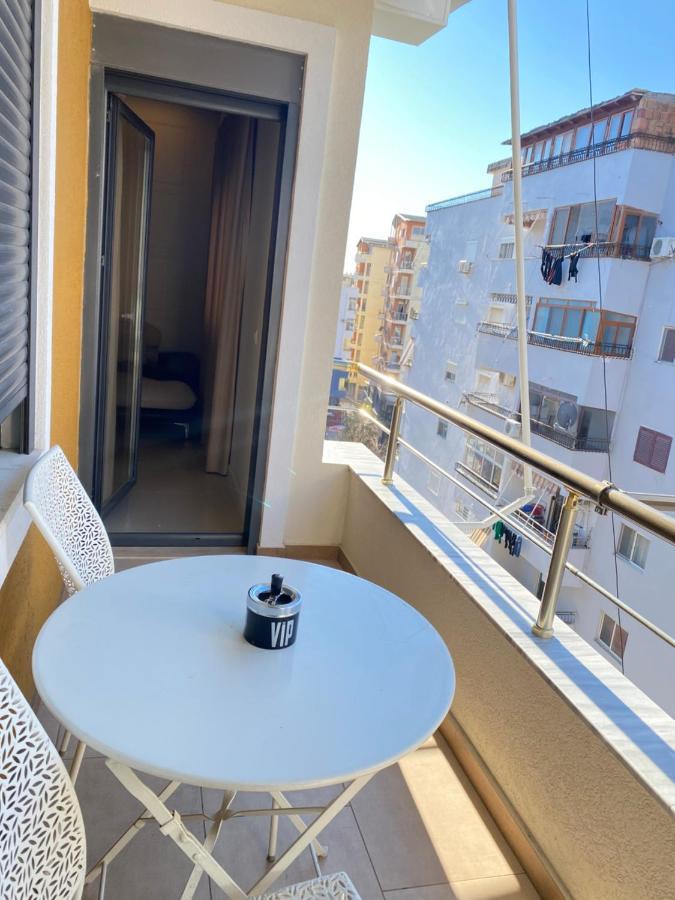 Comfort Apartament, Near The Beach Durrës Exteriör bild