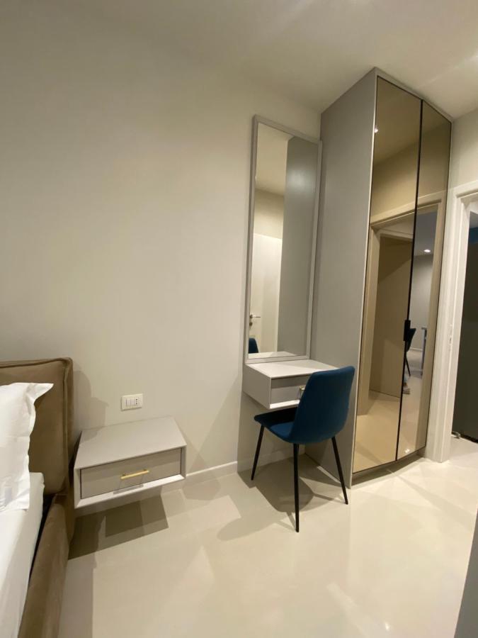 Comfort Apartament, Near The Beach Durrës Exteriör bild
