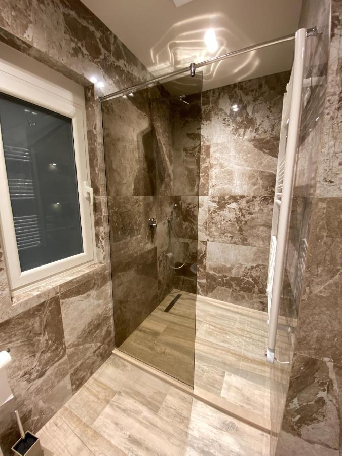 Comfort Apartament, Near The Beach Durrës Exteriör bild